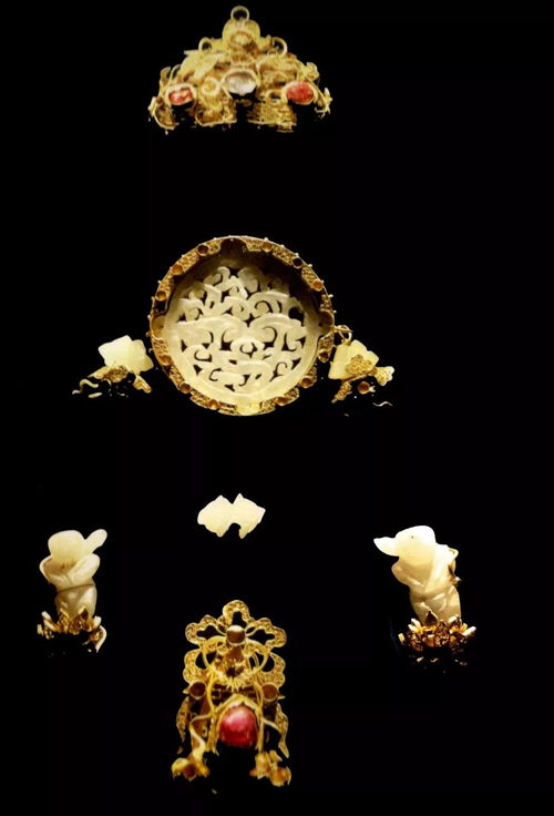 明代佩饰的题材与工艺 中国古代金银首饰的璀璨华章